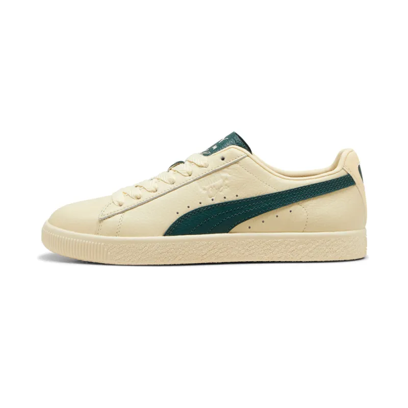Clyde Players Lane Lace Up Sneakers made by Puma