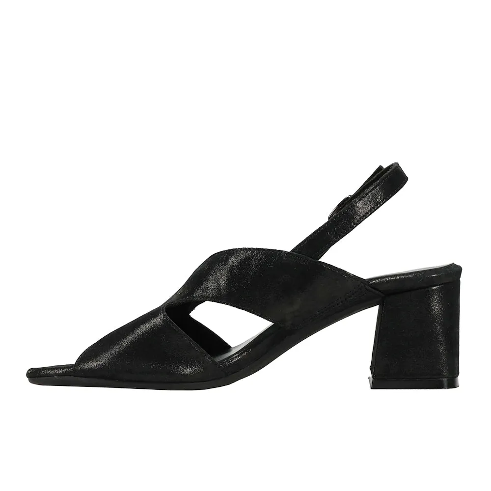 Daffy Casual Sandals sold by Shoebacca product image thumbnail 3