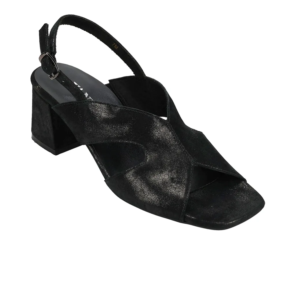 Daffy Casual Sandals sold by Shoebacca product image thumbnail 2