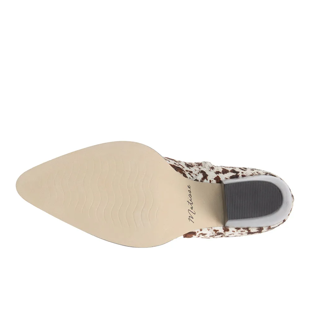 Caty Pointed Toe Zippered Booties sold by Shoebacca product image thumbnail 5