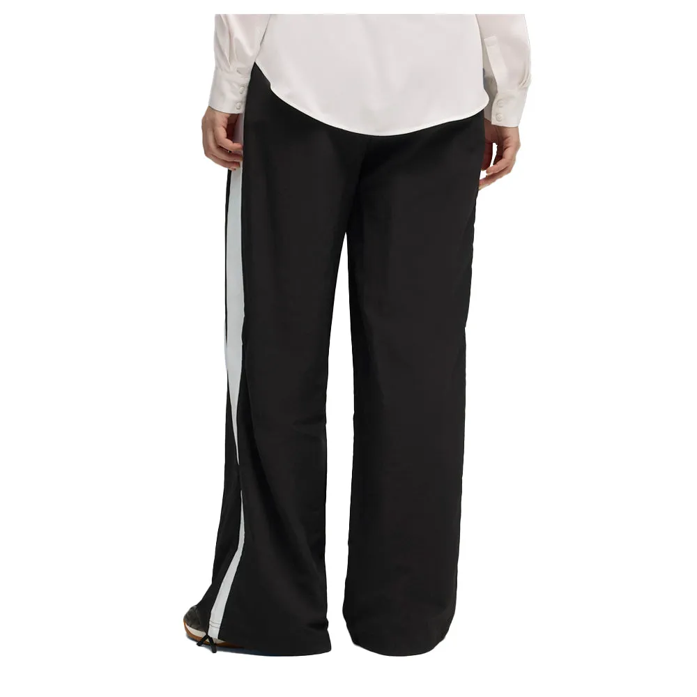 T7 Relaxed Woven Track Pants sold by Shoebacca product image thumbnail 4