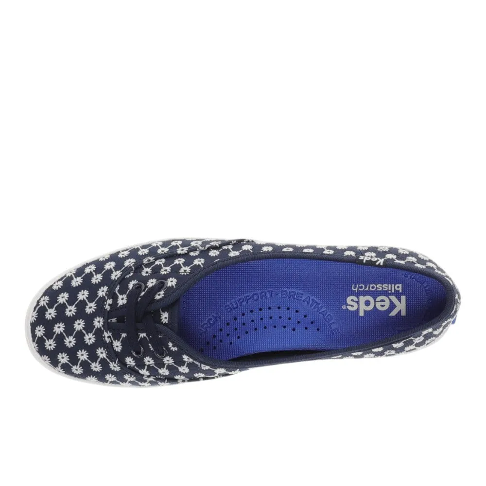 The Mini Daisy Eyelet Slip On Sneakers sold by Shoebacca product image thumbnail 4
