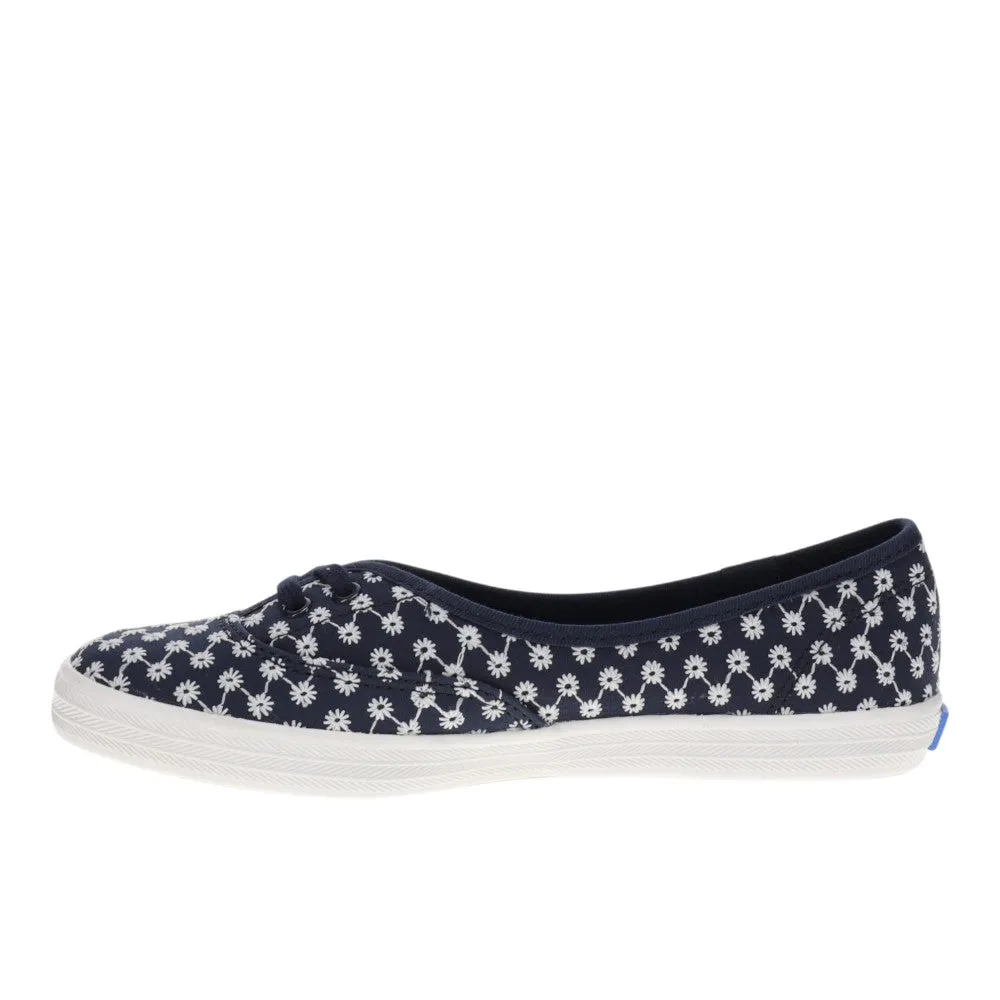 The Mini Daisy Eyelet Slip On Sneakers sold by Shoebacca product image thumbnail 3