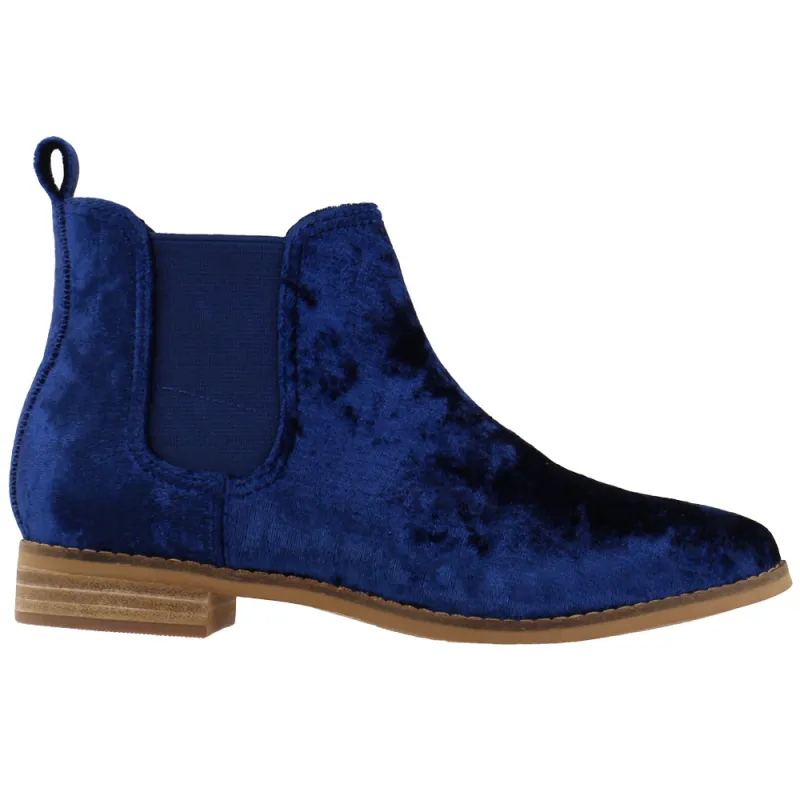 Ella Chelsea Booties made by Toms