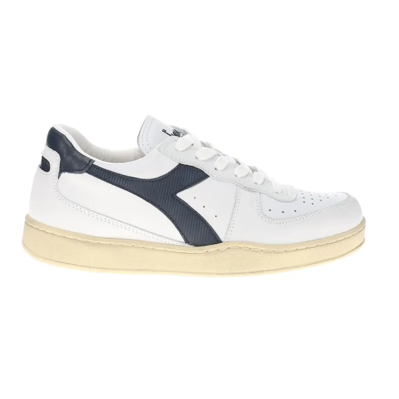 Mi Basket Low Used Lace Up Sneakers made by Diadora