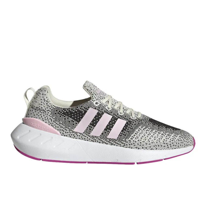 Swift Run 22 Running Shoes made by Adidas