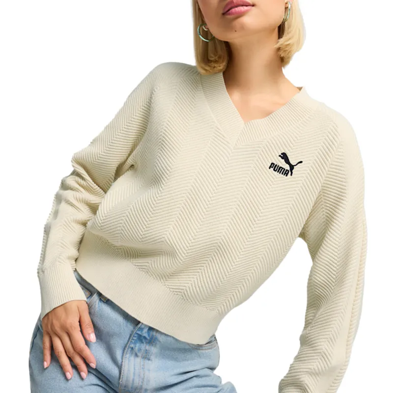T7 Knitted Logo V-Neck Long Sleeve Sweater made by Puma