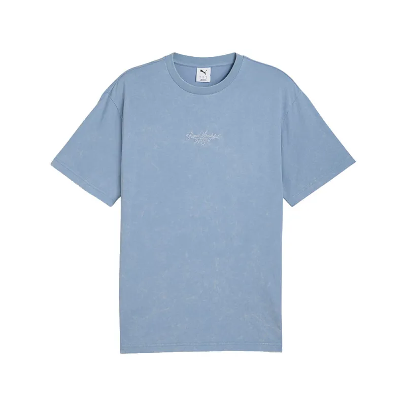 Graphic Font Play Relaxed Washed Crew Neck Short Sleeve T-Shirt made by Puma