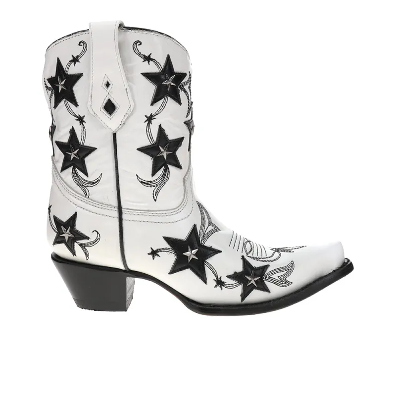 Embroidered Stars Overlay Studs Ankle Snip Toe Pull On Cowboy Booties made by Shoebacca