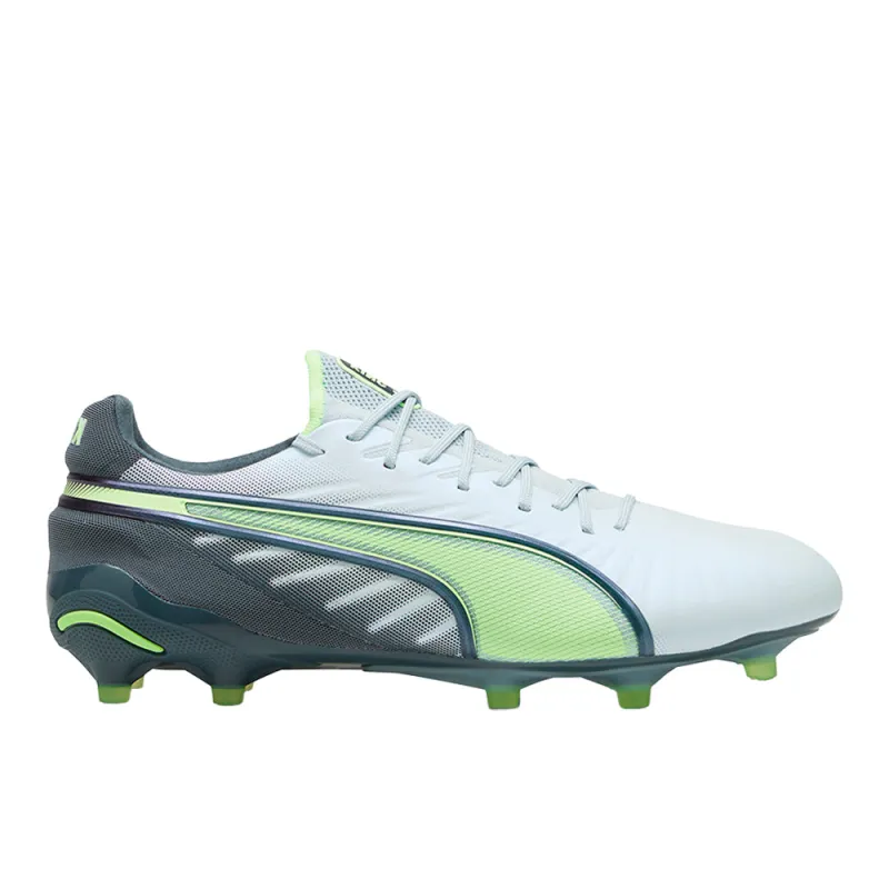 King Ultimate Soccer Cleats made by Puma