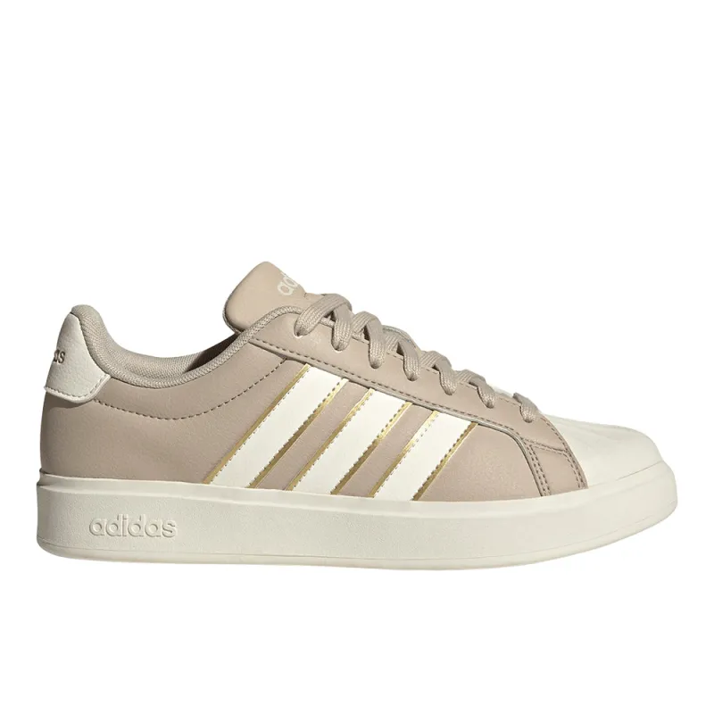 Streettalk made by Adidas