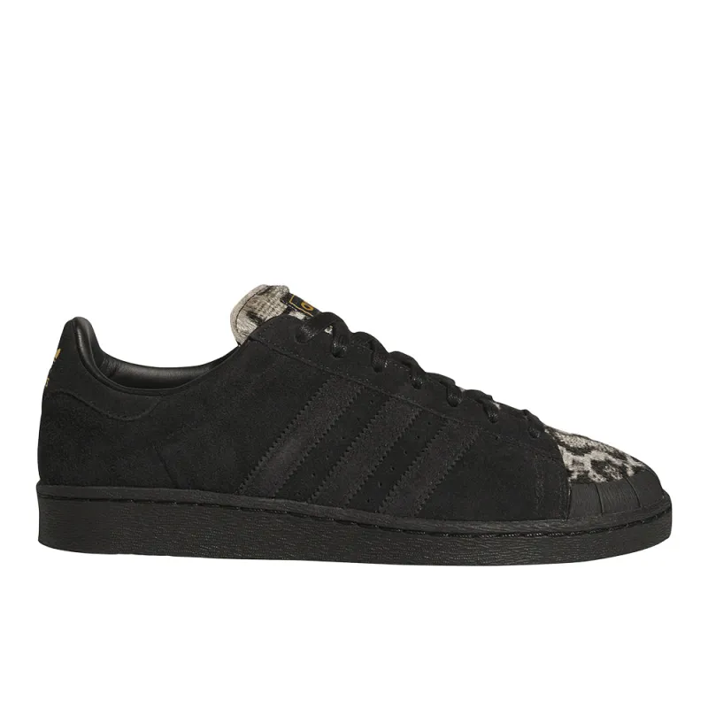 Jabbar Lo Lace Up Sneakers made by Adidas