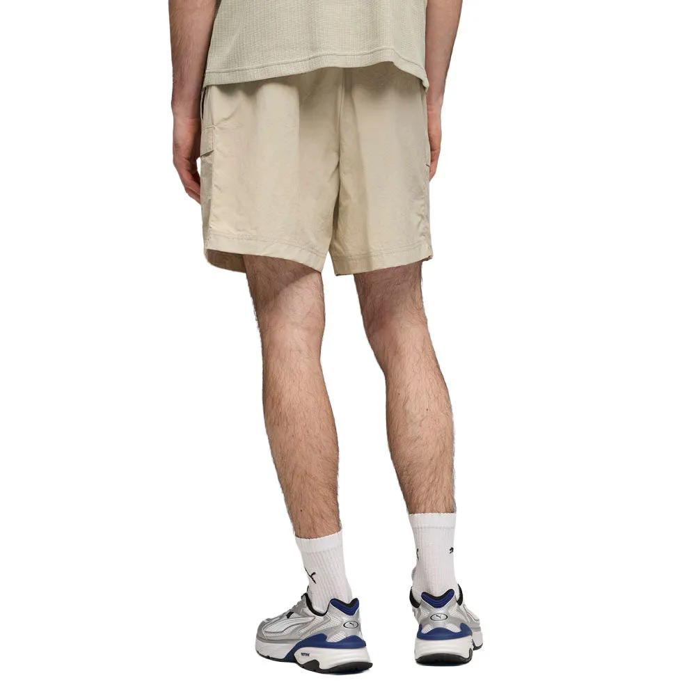 Wardrobe Essentials Relaxed Cargo 6 Inch Woven Shorts sold by Shoebacca product image thumbnail 4