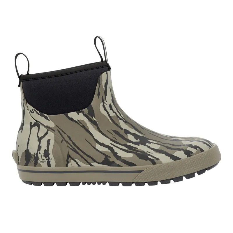 Xplorer 6 Inch Camouflage Round Toe Pull On Boots made by The Muck Boot Company