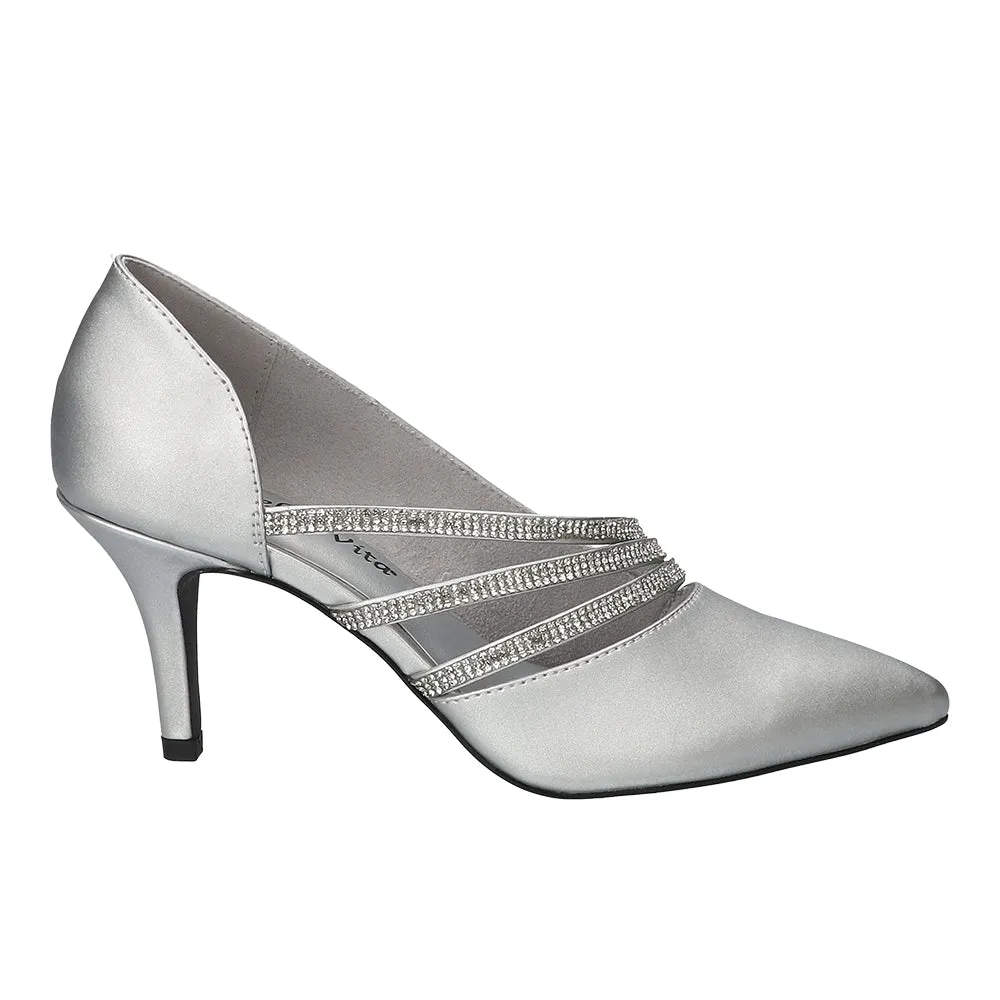 Azalea Pumps sold by Shoebacca