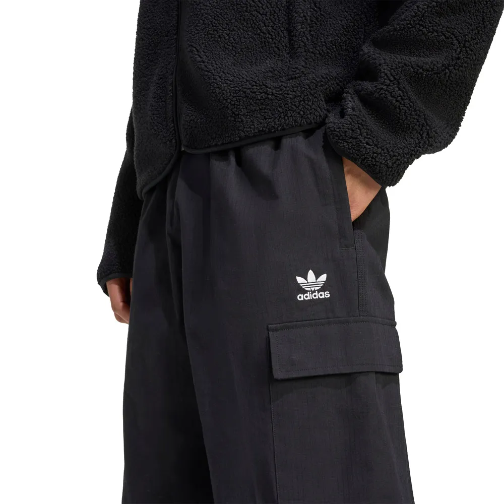 Trefoil Essentials Woven sold by Shoebacca product image thumbnail 5