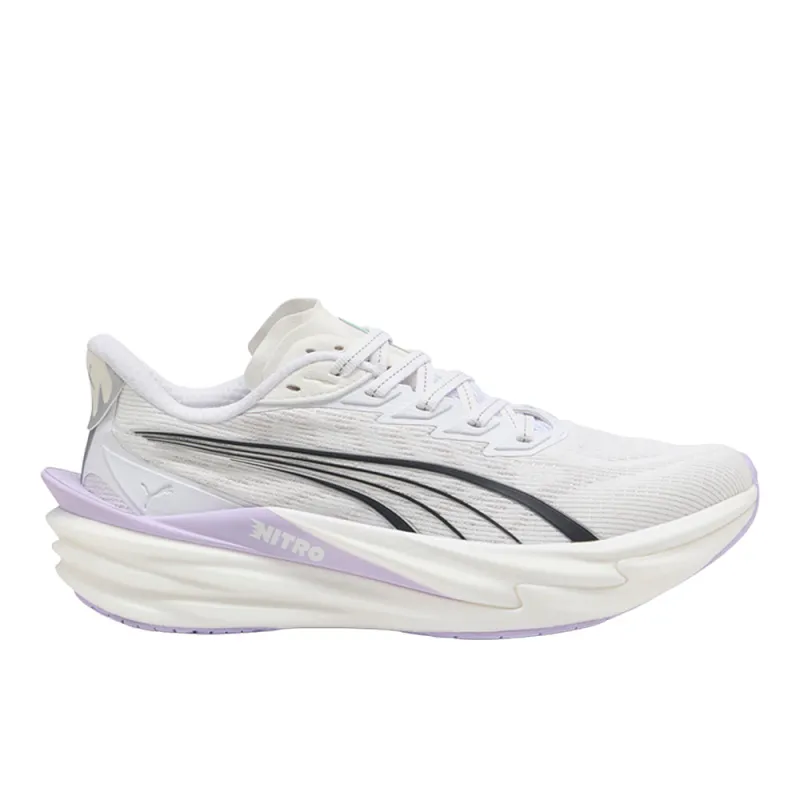 Deviate Nitro 4 Running Shoes made by Puma