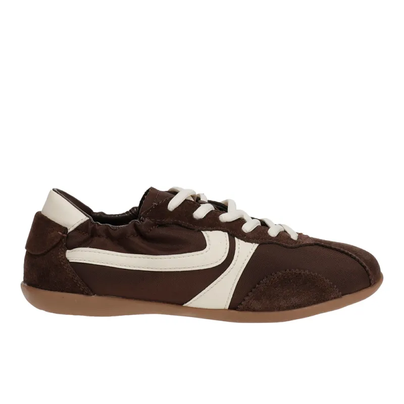 Khaia Sneakers made by Steve Madden