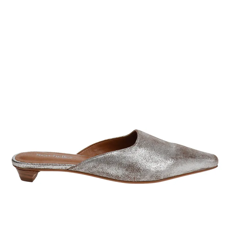Mocktail II Suede Kitten Heel made by Seychelles