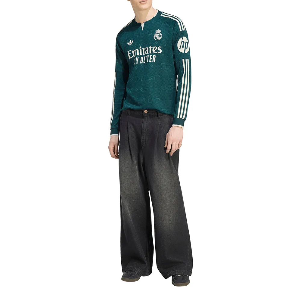 Real Madrid 26/27 Away Jersey Long Sleeve sold by Shoebacca product image thumbnail 5