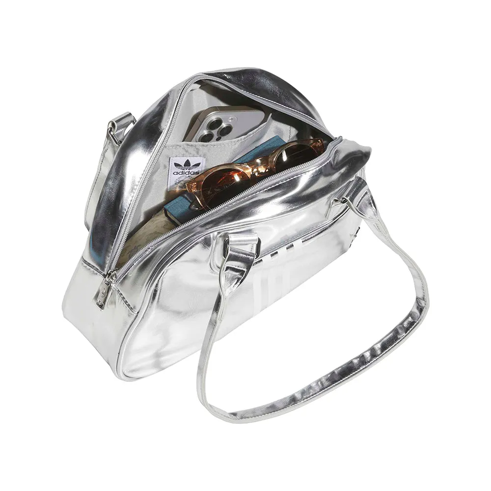 Airliner Shoulder Bag sold by Shoebacca product image thumbnail 3