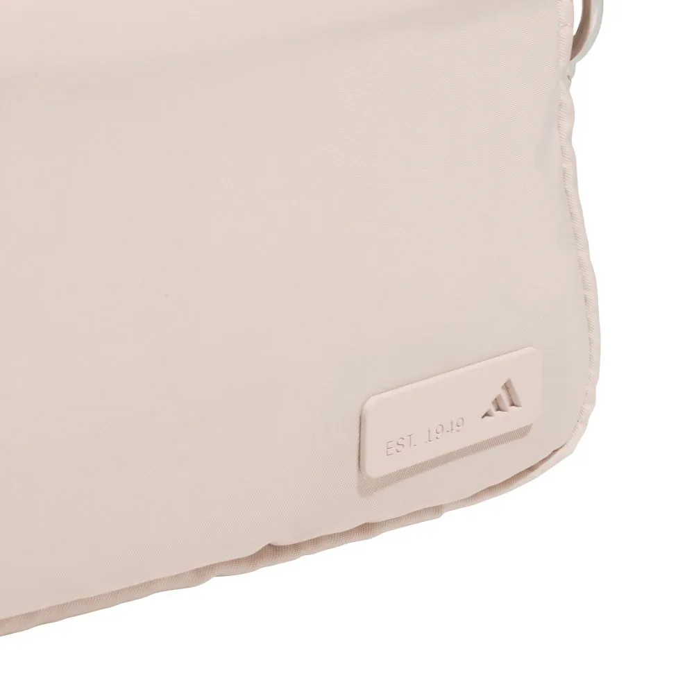 Luxe Crossbody sold by Shoebacca product image thumbnail 4