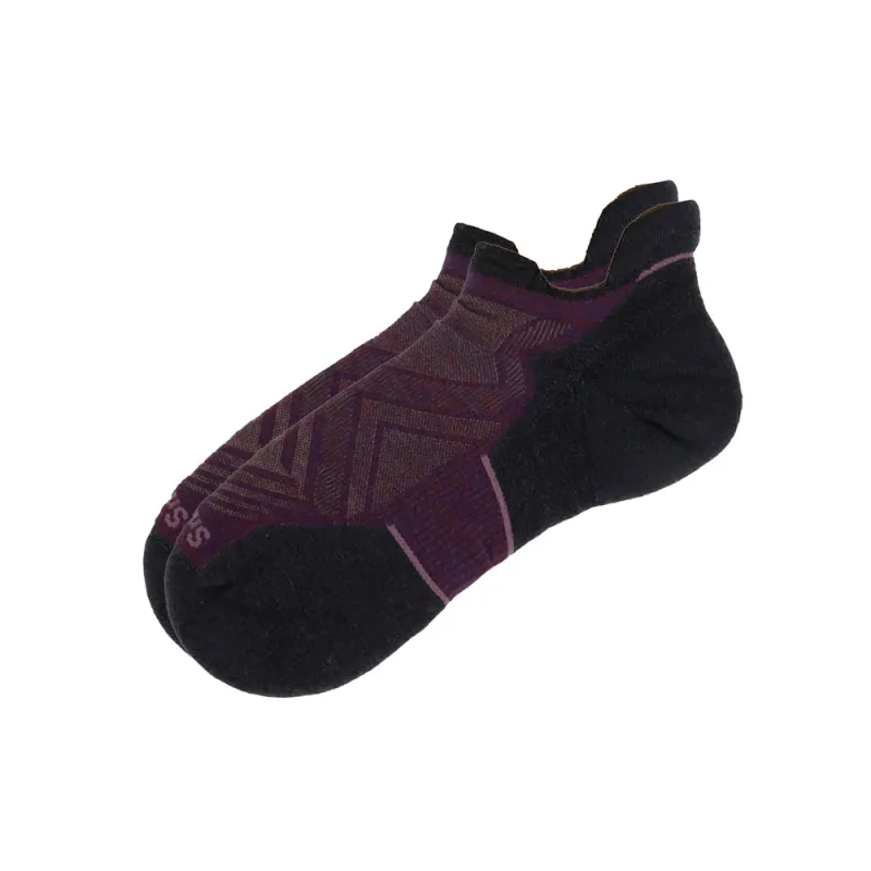 Run Targeted Cushion Low Ankle Socks made by Smartwool