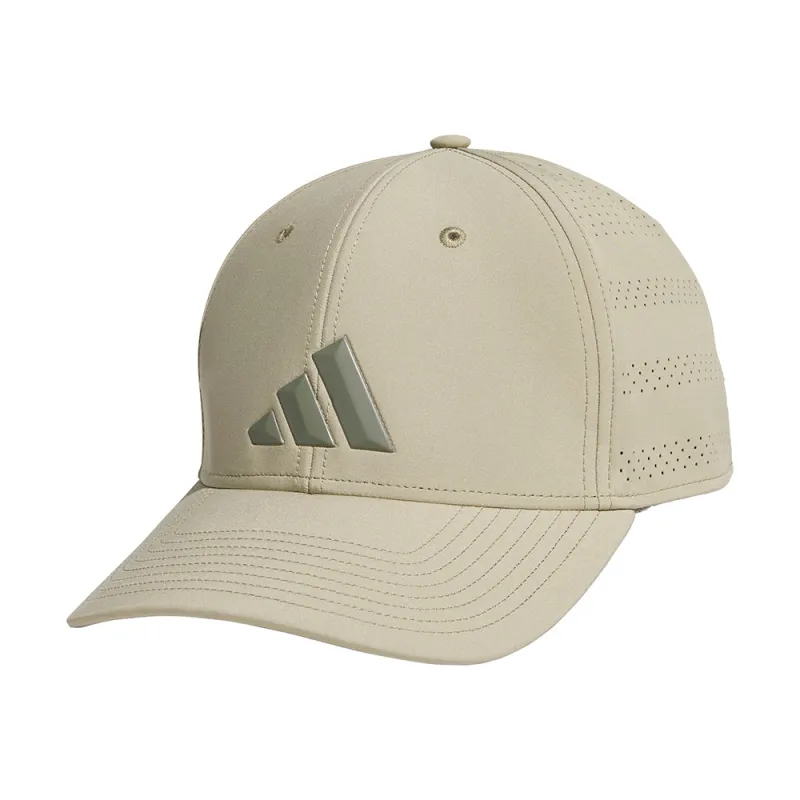 Gameday 5 Stretch Fit made by Adidas