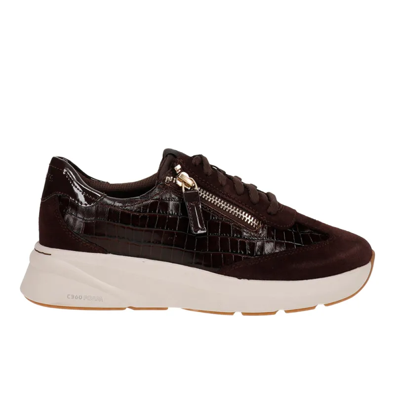 Code R Run Sneakers made by Clarks