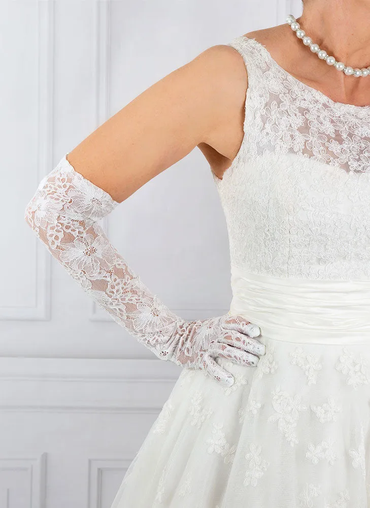 Women's Long Opera Lace Gloves sold by Dents Gloves product image thumbnail 3