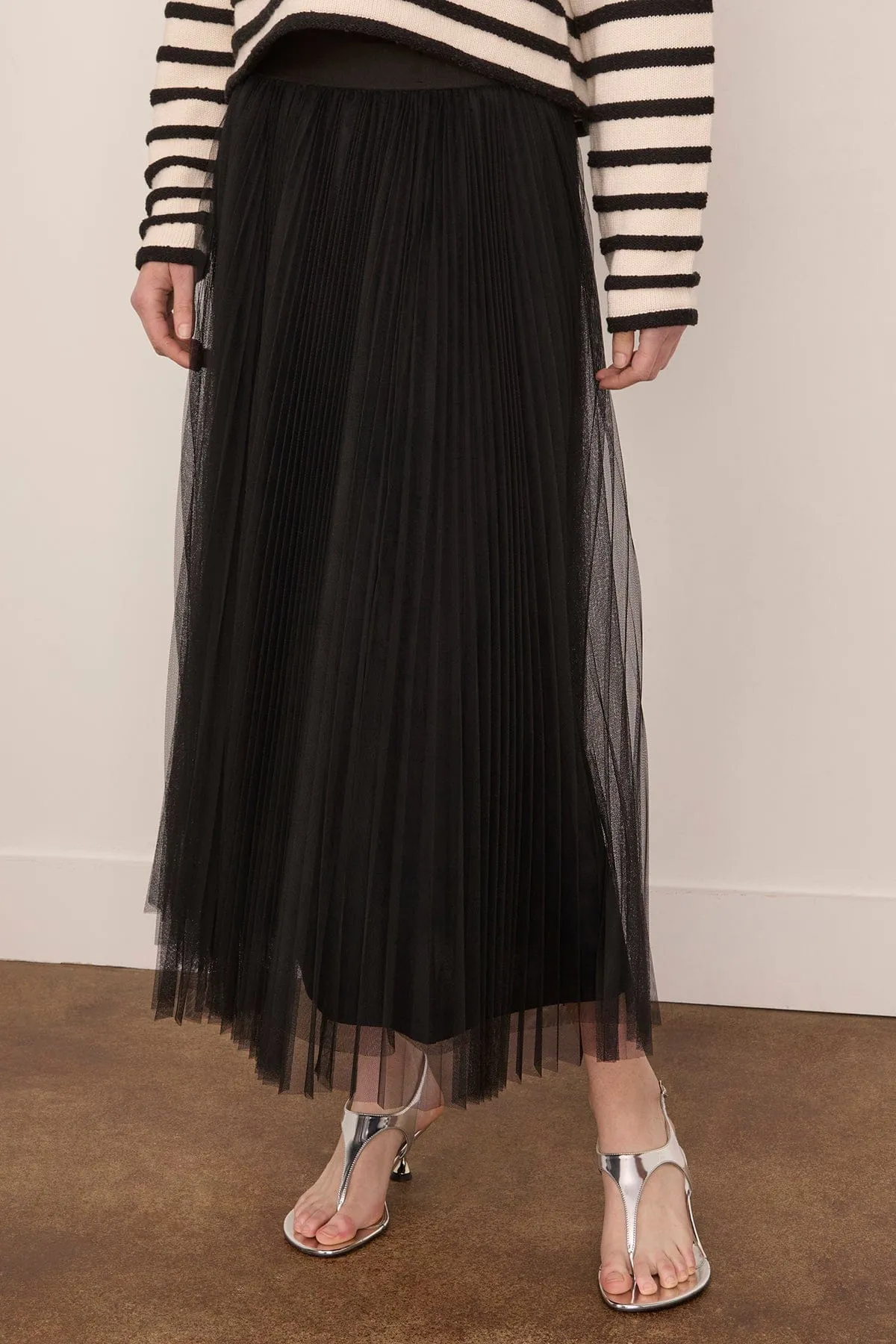 Tulle Soleil Plisse Skirt in Noir sold by Hampden Clothing product image thumbnail 3