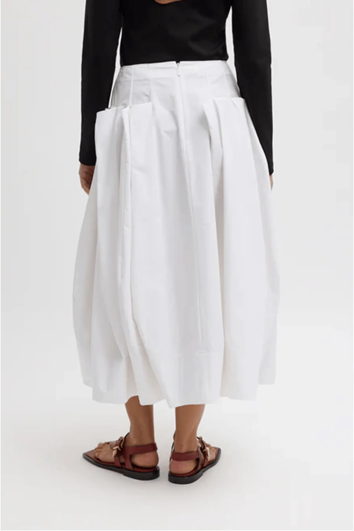 Compact Poplin Pinch Pleat Full Skirt in White sold by Hampden Clothing product image thumbnail 4