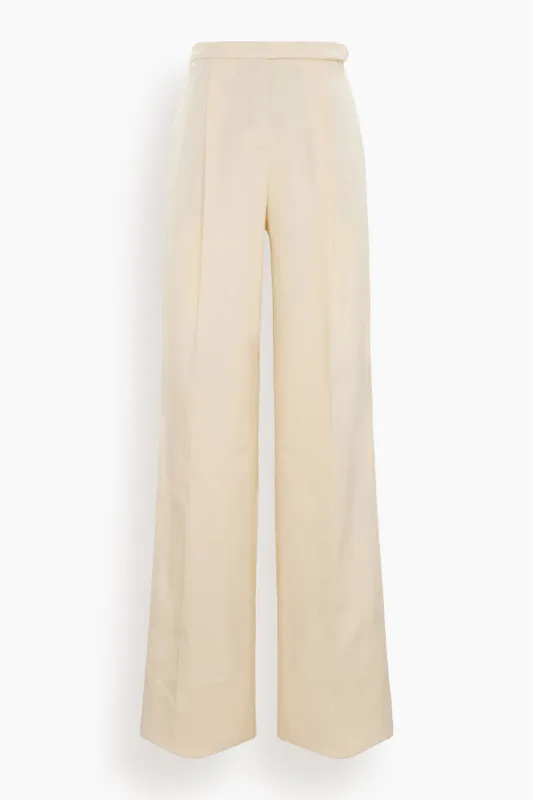 Casual Sophistication Pants in Champagne made by Dorothee Schumacher
