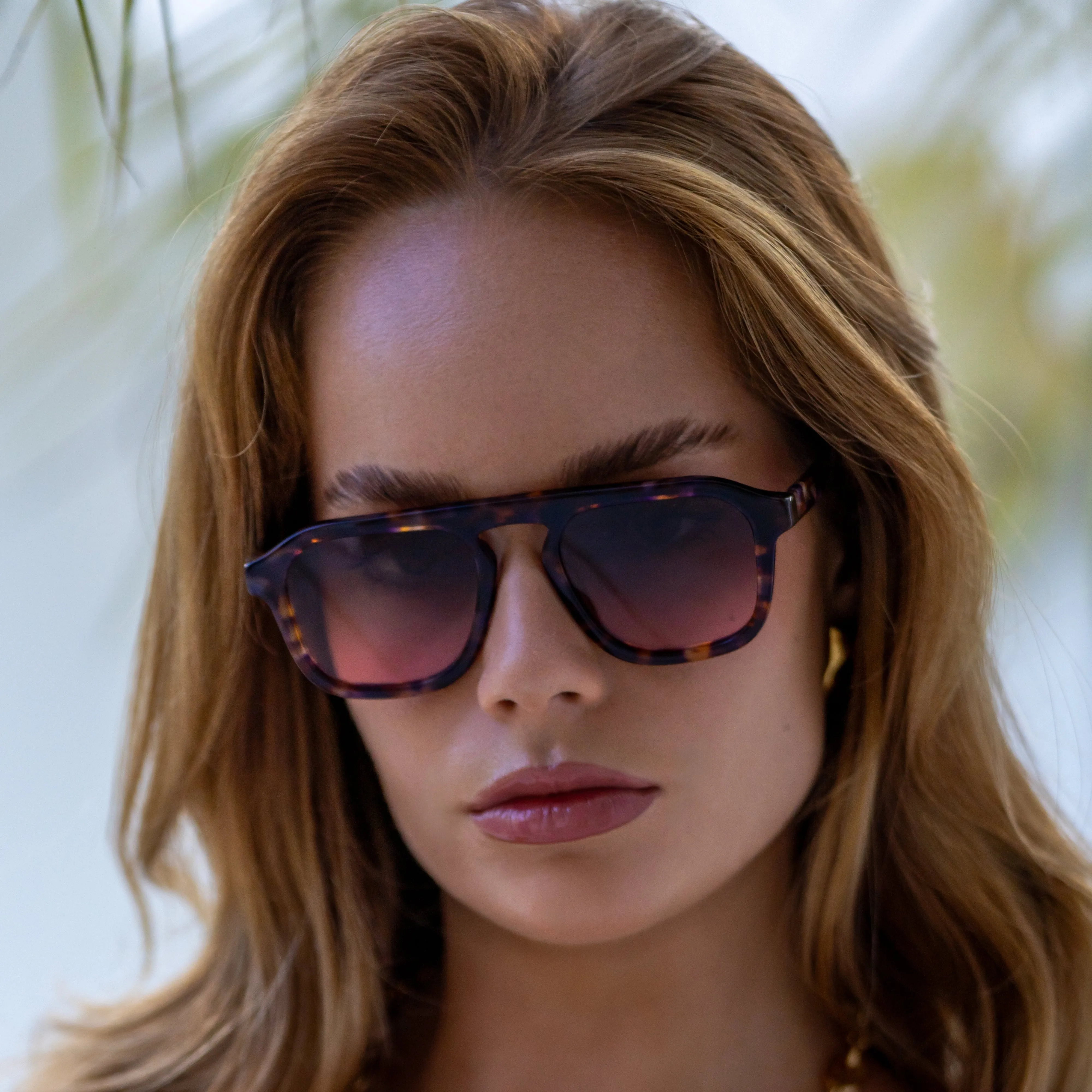 Addison sold by FREYRS product image thumbnail 2