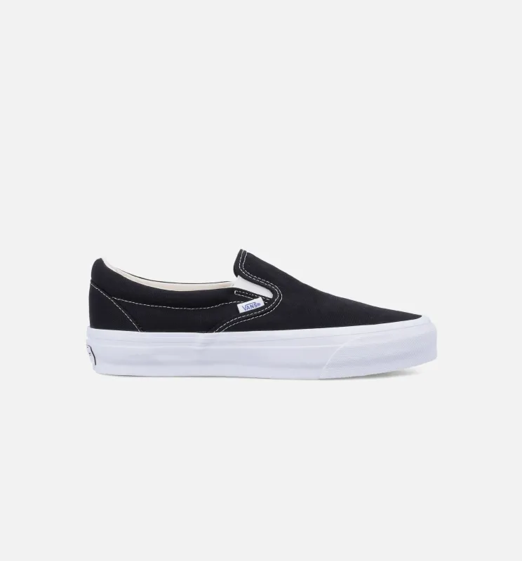 Slip On Reissue 98 Mens Lifestyle Shoe - Black/White sold by Nice Kicks Retail