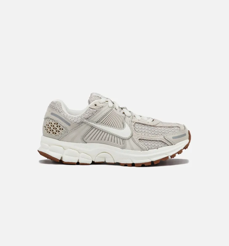Zoom Vomero 5 Womens Lifestyle Shoe - Light Orewood Brown/Sail/Metallic Silver/Gum Medium Brown made by Nike