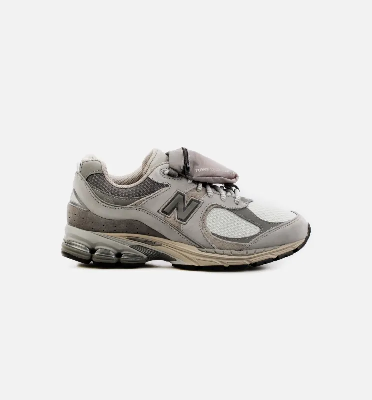 2002R Pocket Mens Lifestyle Shoe - Grey made by New Balance