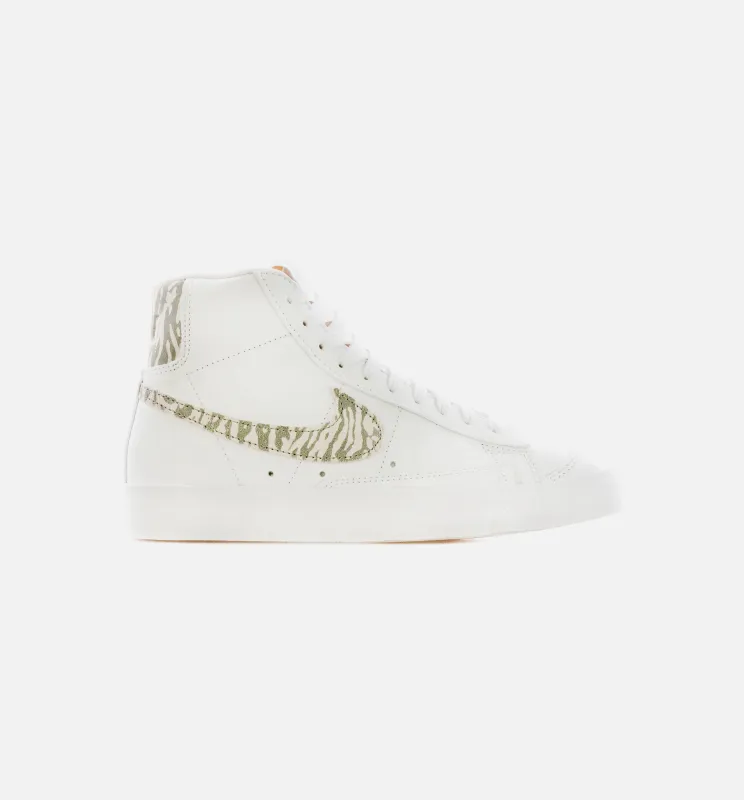 Blazer Mid '77 SE Womens Lifestyle Shoe - White/Particle Grey/Black/Summit White made by Nike