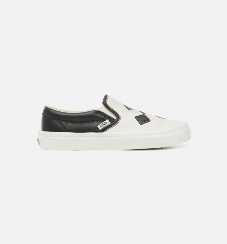 Classic Slip On Woven Leather Mens Shoe - Black/White made by Vans