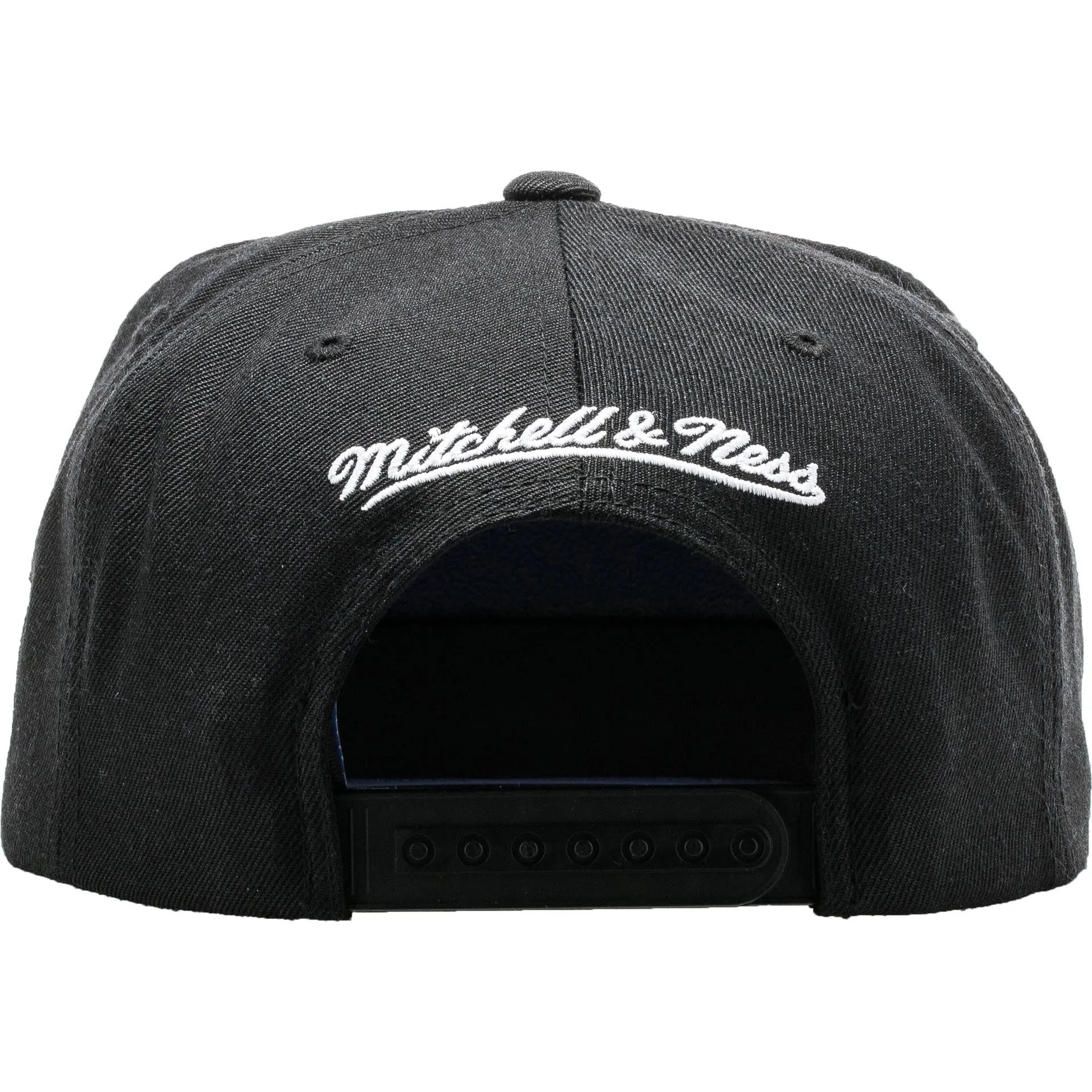 Los Angeles Kings Gothic Snapback Hat - Black/White sold by Nice Kicks Retail product image thumbnail 3