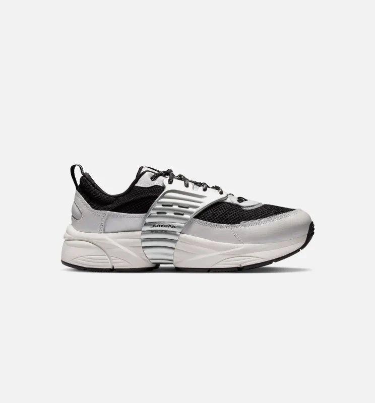 Trunner O/S Mens Lifestyle Shoe - Photon Dust/White/Black/Sail made by Jordan