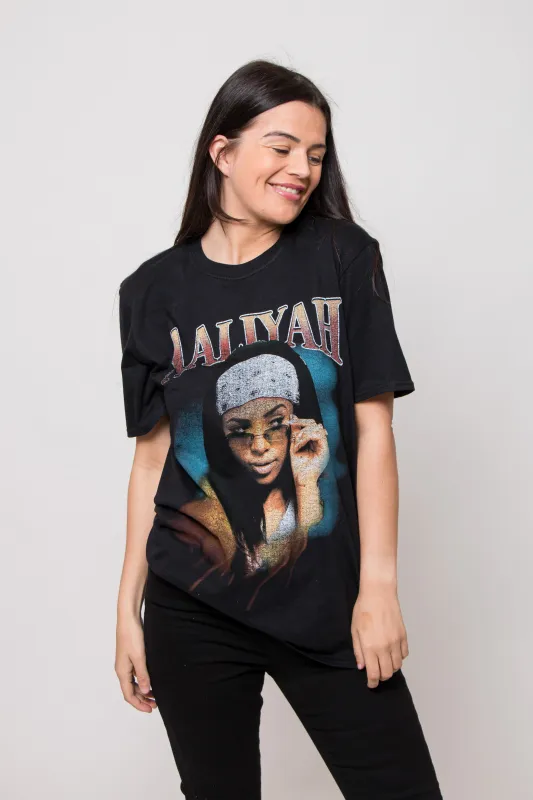 Aaliyah Trippy T Shirt made by Paradiso Clothing