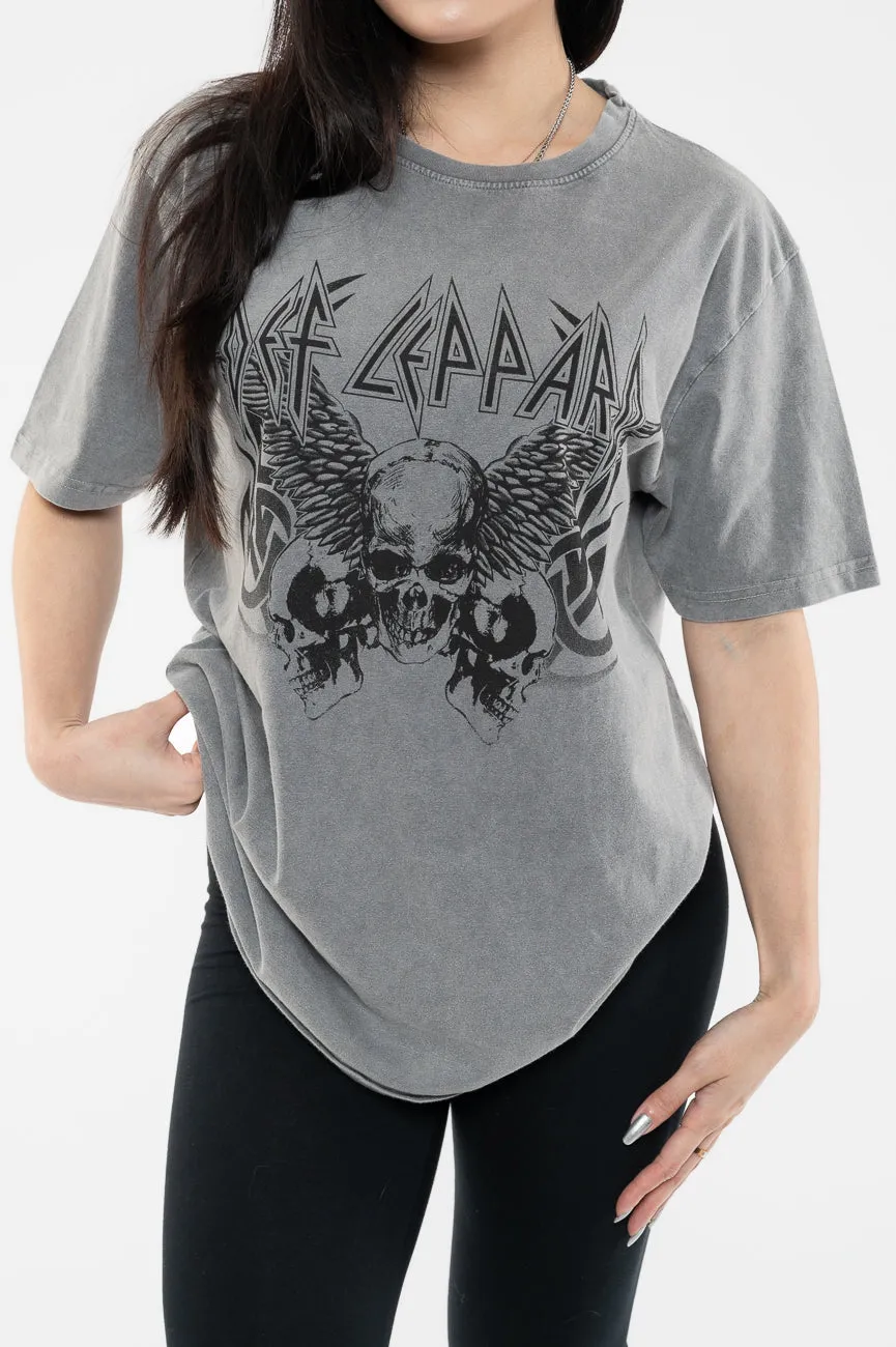 Def Leppard Tribal Skull Limited Edition 999 Only Premium Wash T Shirt sold by Paradiso Clothing product image thumbnail 3