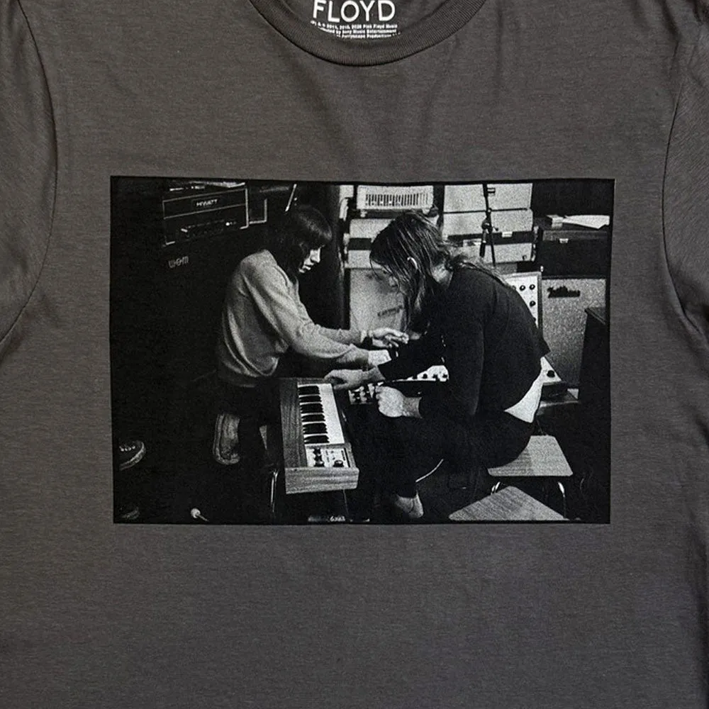 Pink Floyd Wish You Were Here Studio Photo T Shirt sold by Paradiso Clothing product image thumbnail 2