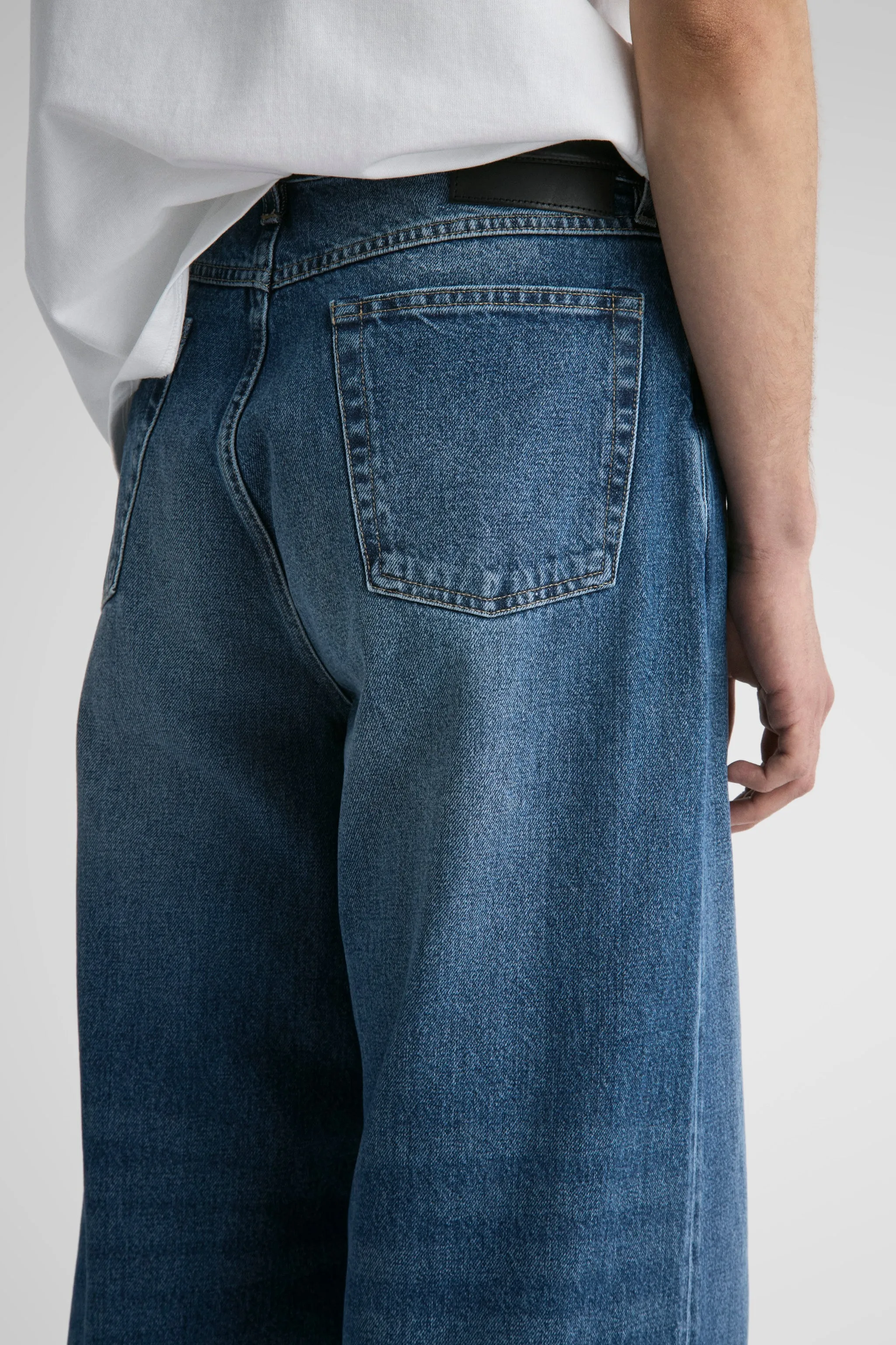 Burley Japan Era sold by Livid Jeans product image thumbnail 2
