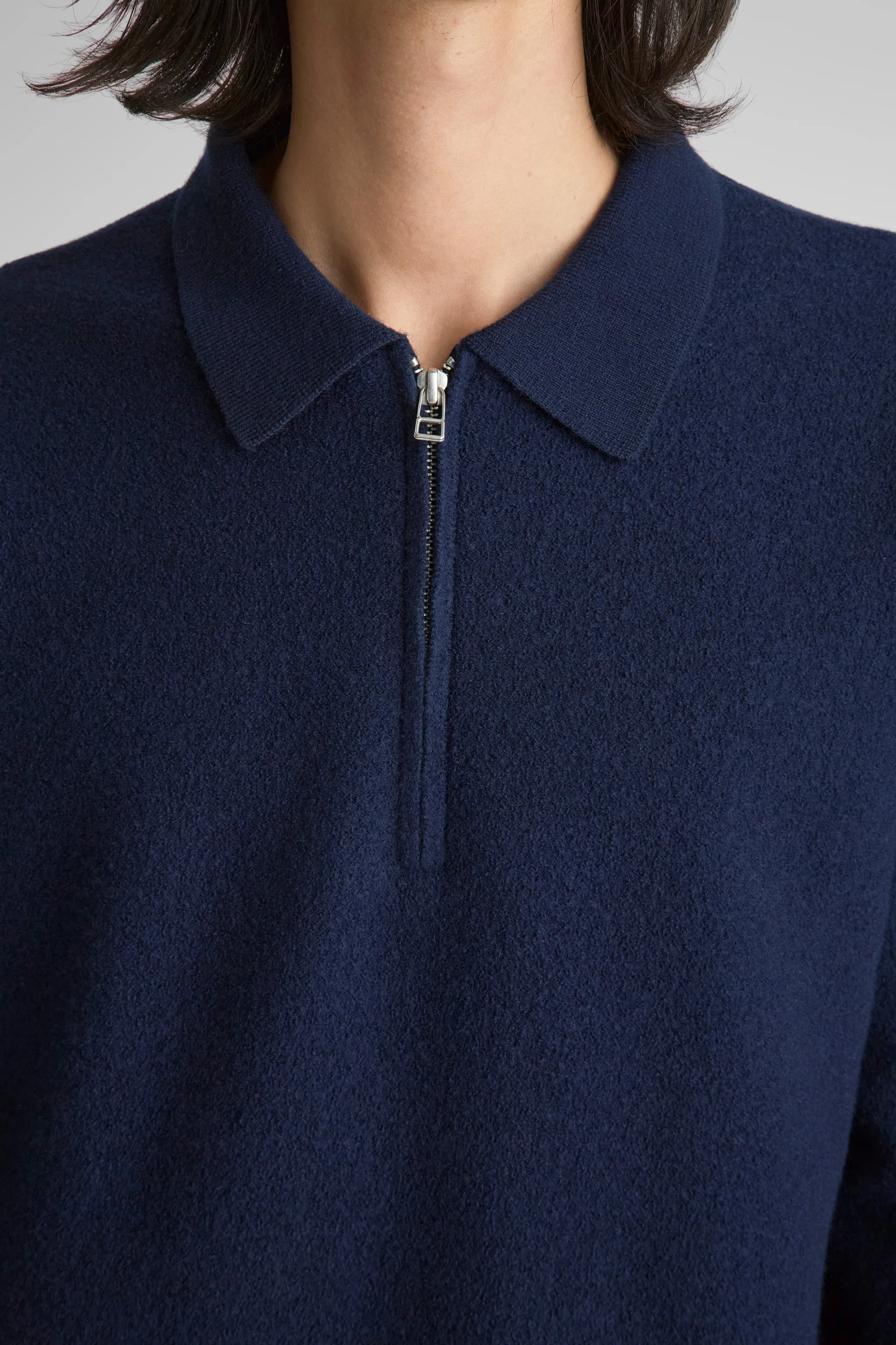 Kevin Navy sold by Livid Jeans product image thumbnail 2