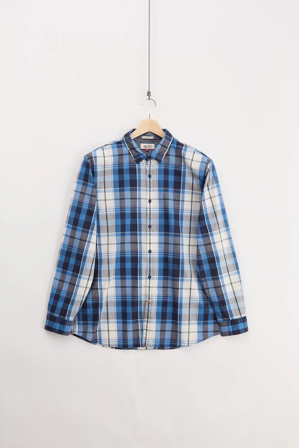 Tommy Hilfilger Shirt (XL) sold by Livid Jeans