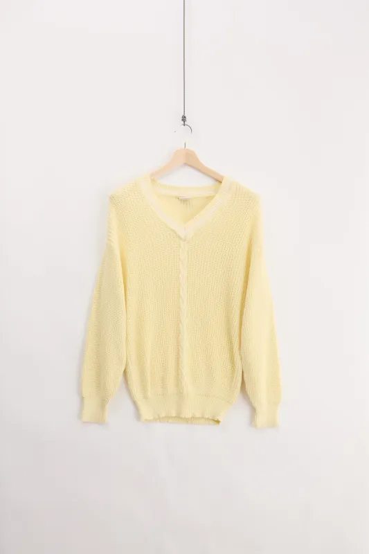 Vintage Knitted Sweater (L) sold by Livid Jeans