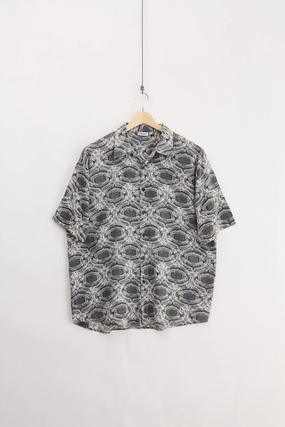 Silk Resort Shirt (XL) sold by Livid Jeans