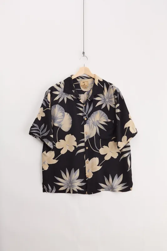 Jamiaca Jaxx Silk Shirt (L) sold by Livid Jeans